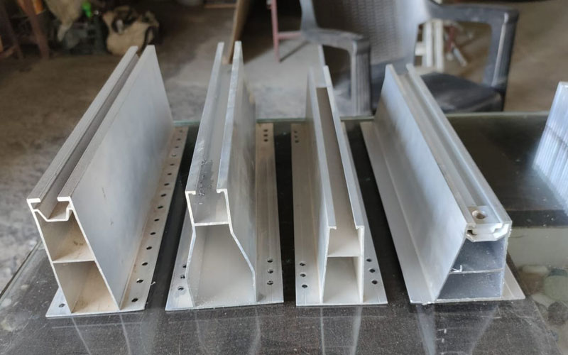 Aluminium Short
